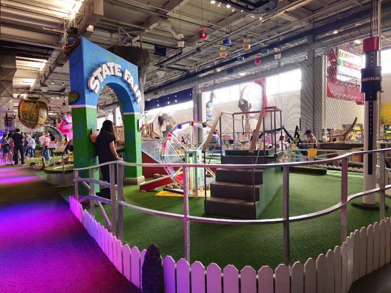 Can Can Wonderland